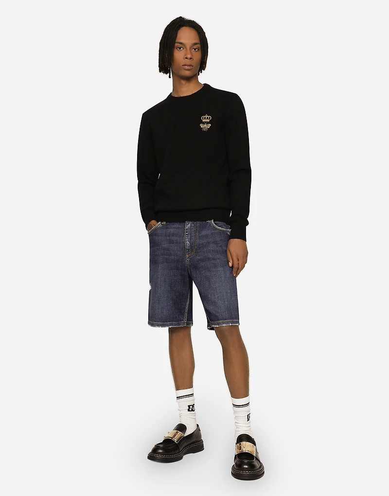 Round-neck wool sweater with embroidery