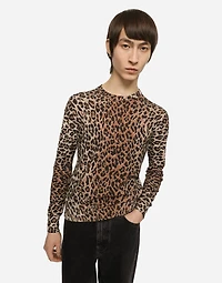 Leopard-print round-neck wool sweater