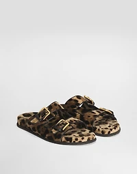 Printed velvet sliders