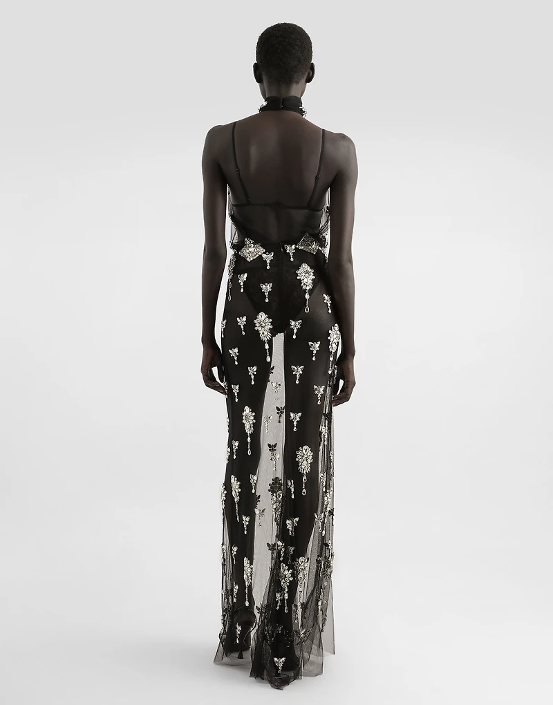 Long dress in tulle embroidered with rhinestones