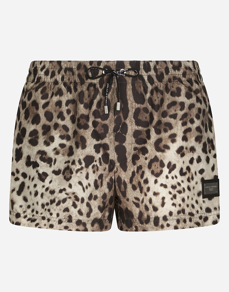 Short swim trunks with leopard print