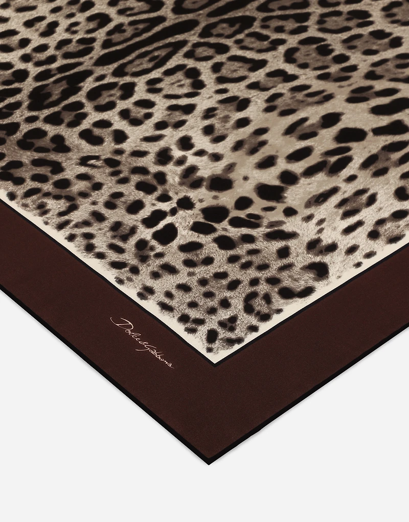 Leopard-print twill scarf (90x90)