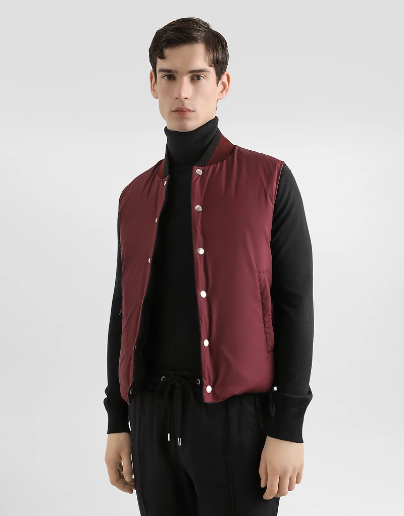 Reversible padded gilet