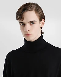 Cashmere turtleneck pullover