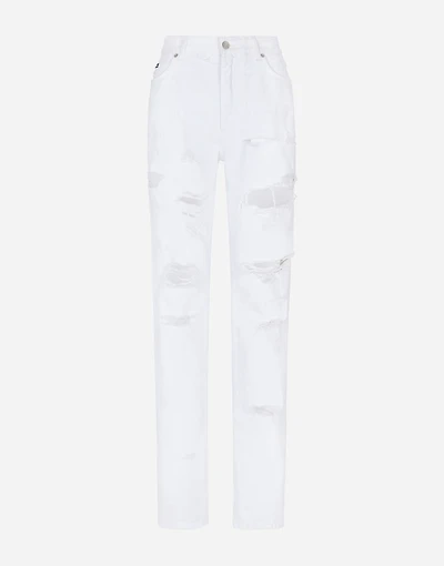 Boyfriend jeans with rips