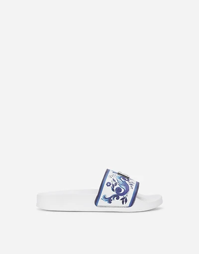 Majolica-print sliders with metal DG logo
