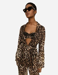Leopard-print satin pajama shirt with belt