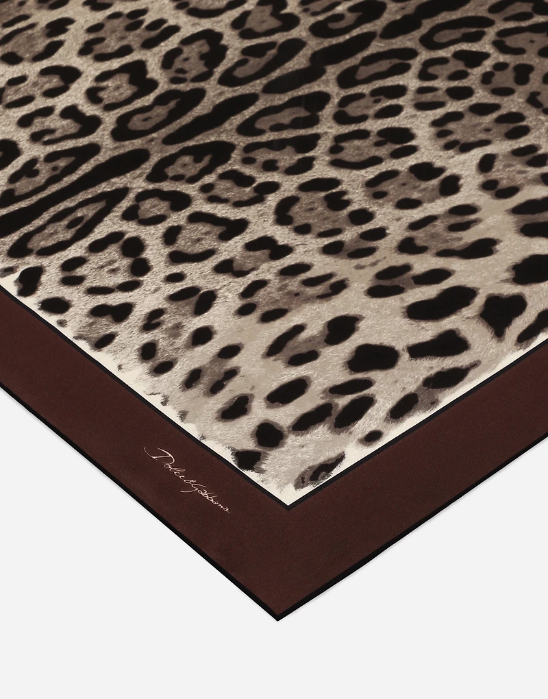 Leopard-print twill scarf (70x70)