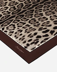 Leopard-print twill scarf (70x70)