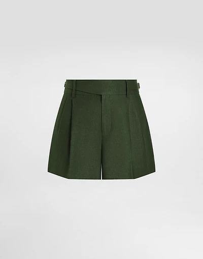 Linen fabric shorts with double darts