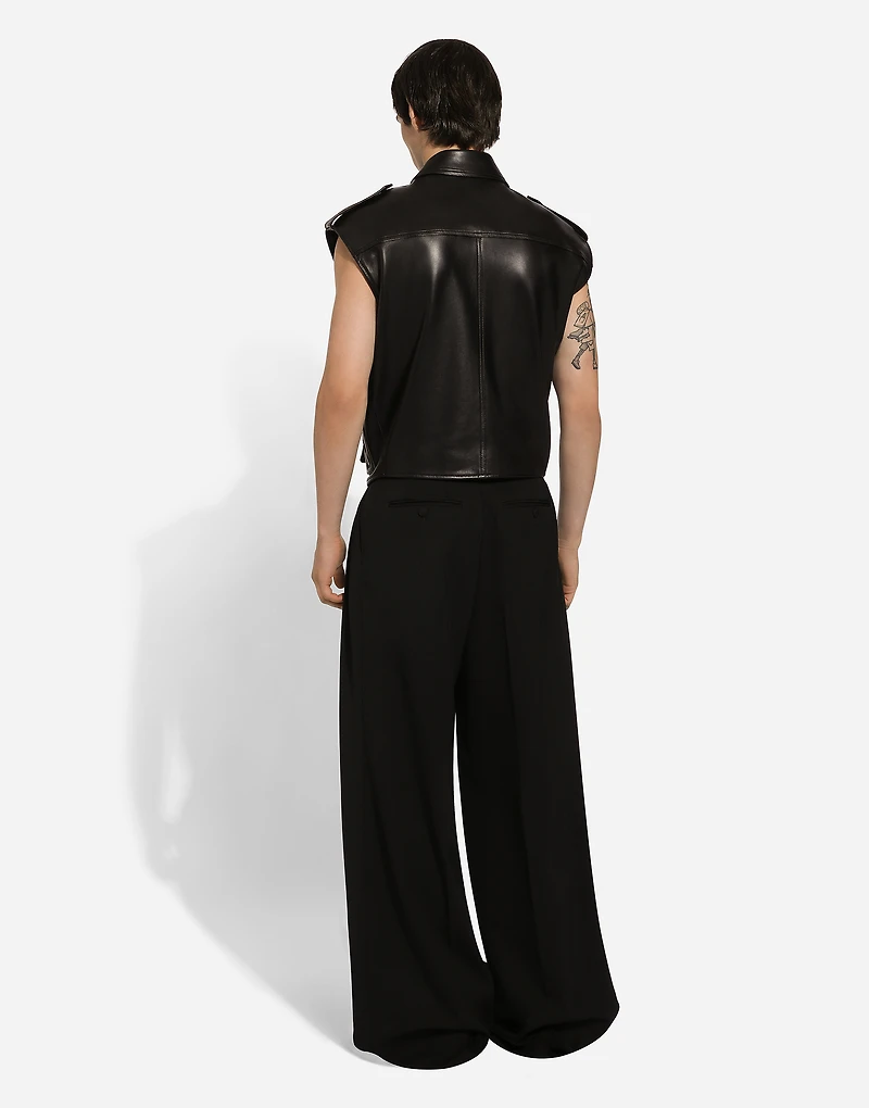 Leather vest with multiple pockets