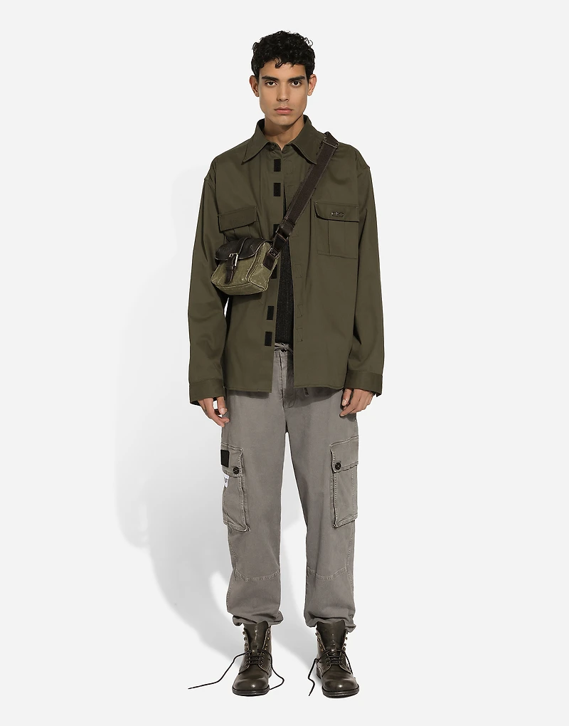 Cotton shirt with pockets