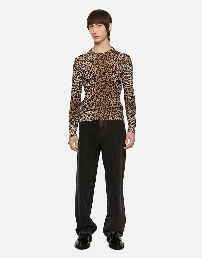 Leopard-print round-neck wool sweater