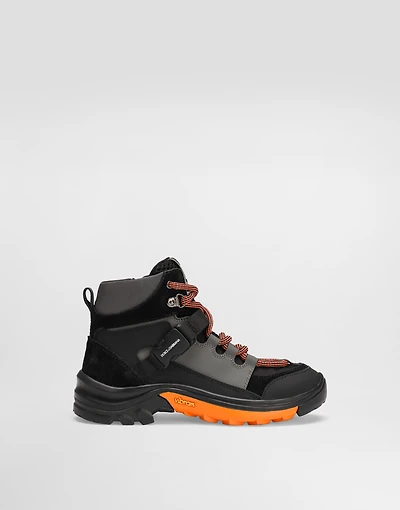 Trekking-style ankle boots