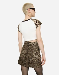 Short wool skirt with jacquard leopard design