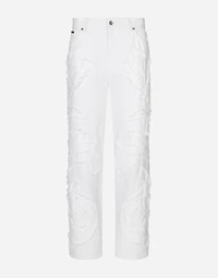 Boyfriend jeans with embroidery