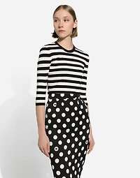 Wool sweater inlaid stripes