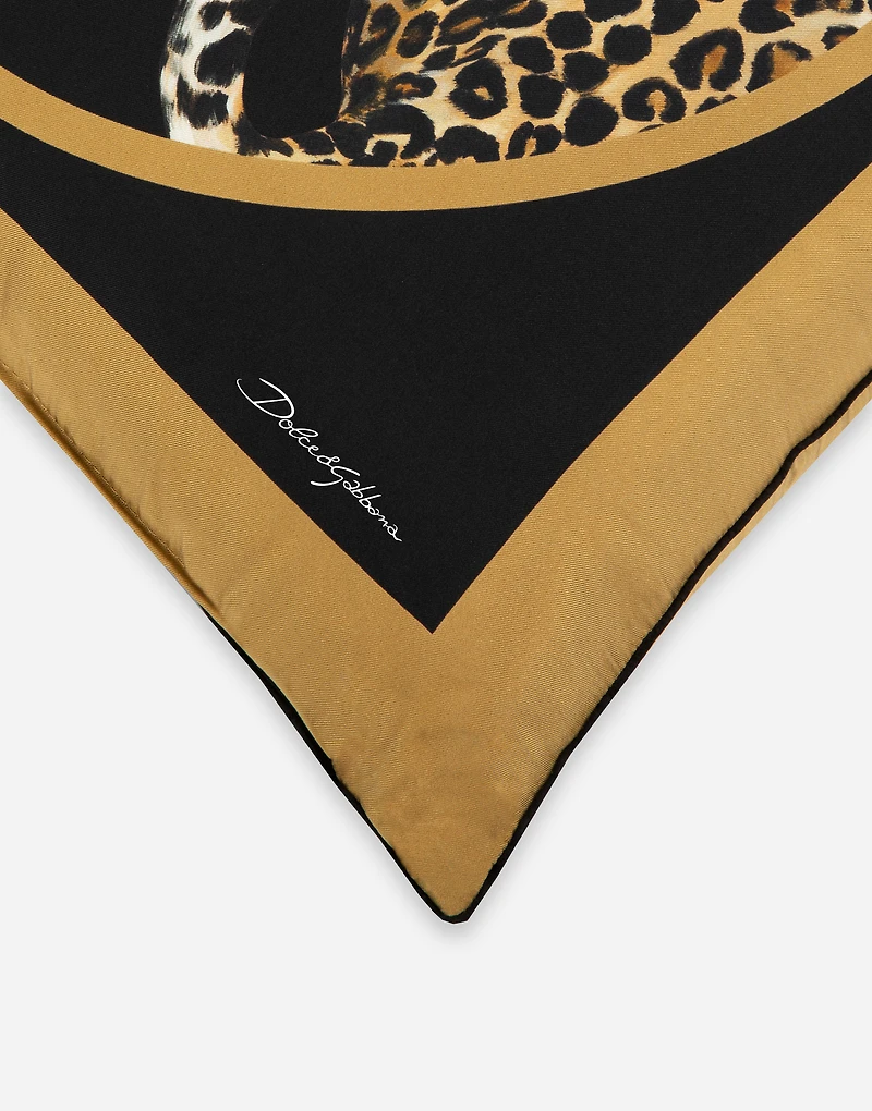 Silk Twill Cushion medium