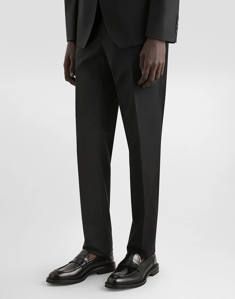 Wool and silk Martini-fit suit