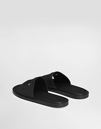 Rubber beachwear sliders