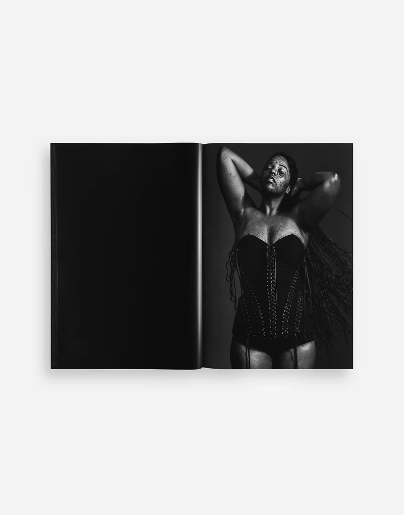 Nero: The Color of Dolce & Gabbana