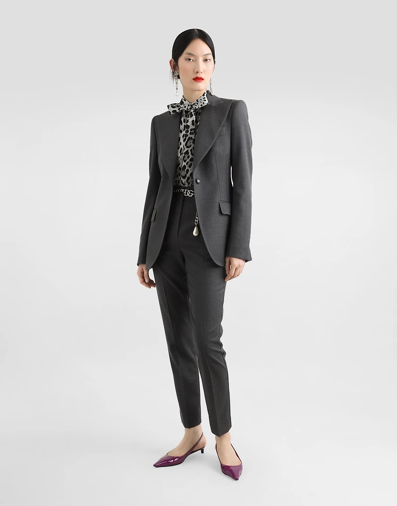 Single-breasted woolen Turlington blazer