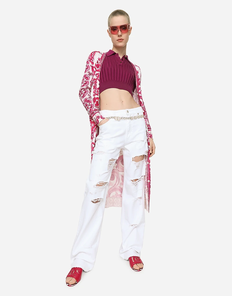 Boyfriend jeans with rips