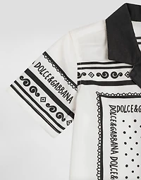 Poplin shirt with bandanna print