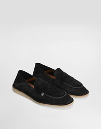 Reversed calfskin slipper