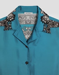 Twill shirt with bandanna print