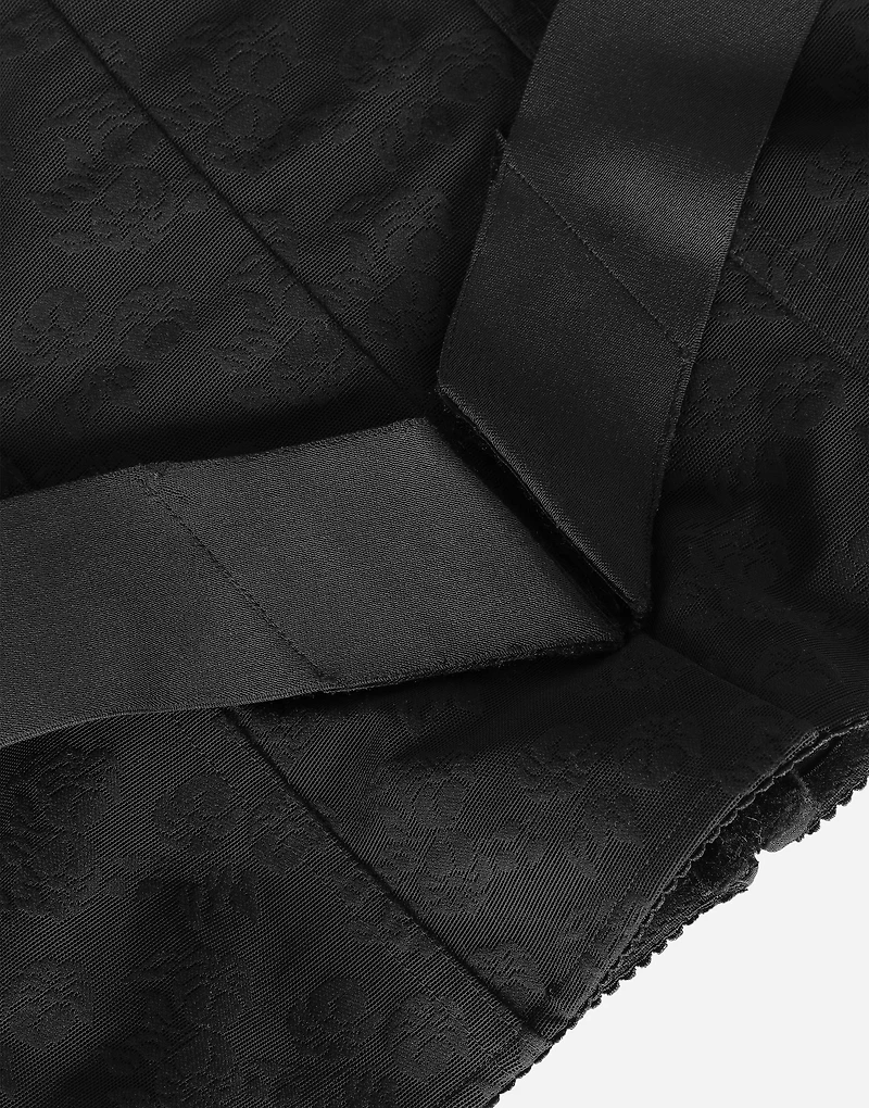 Corset-style belt with branded stretch crossover bands