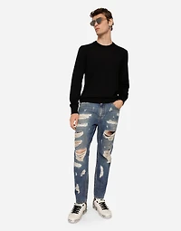 Cashmere round-neck sweater
