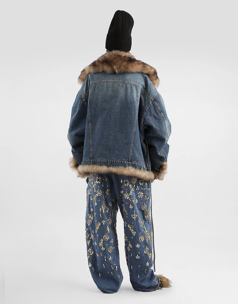 Denim jacket with fur