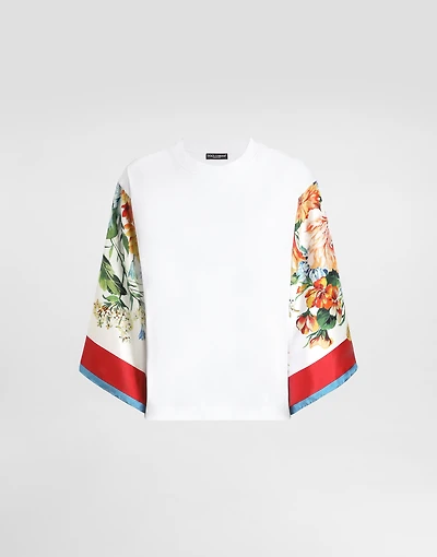 Short-sleeved t-shirt with foulard