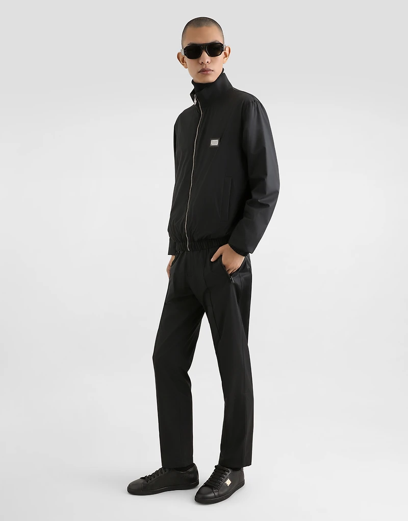 Light nylon jogging pants