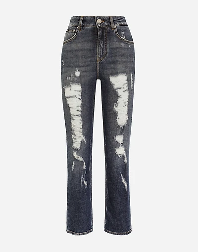 Boyfriend jeans with rips