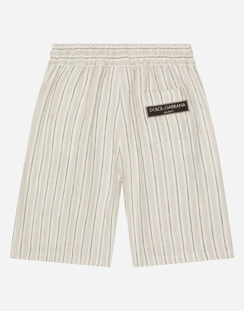 Linen shorts with branded label