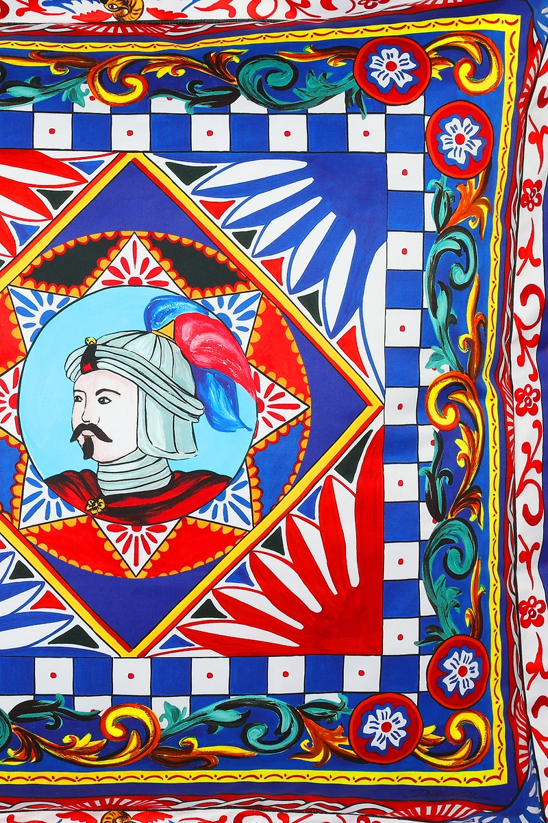 Duchesse cotton cushion large