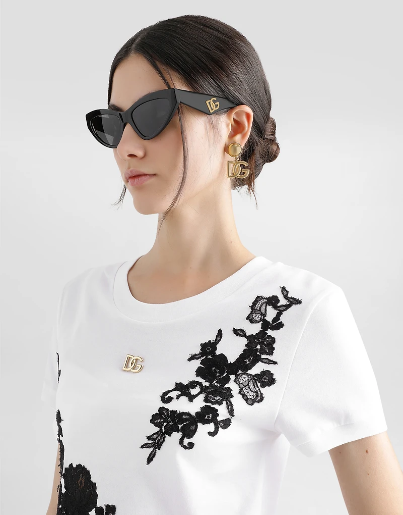 Jersey T-shirt with DG logo pin and lace details