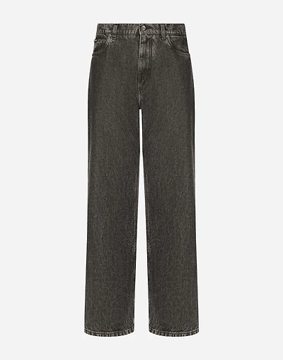 Oversize denim jeans