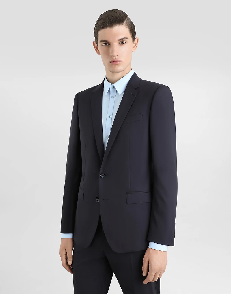 Stretch wool Martini-fit suit