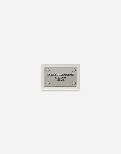 Logo tag pins brooch