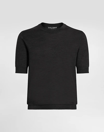Wool pullover