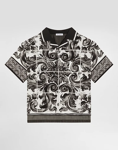 Majolica-print short-sleeved denim shirt
