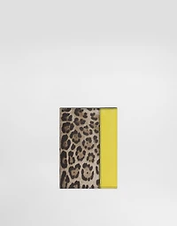 Dauphine passport holder