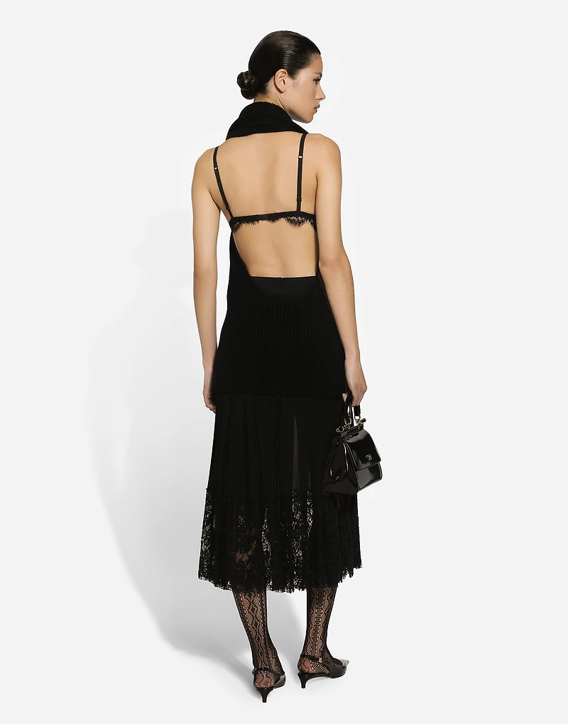 Long georgette skirt with lace edgings