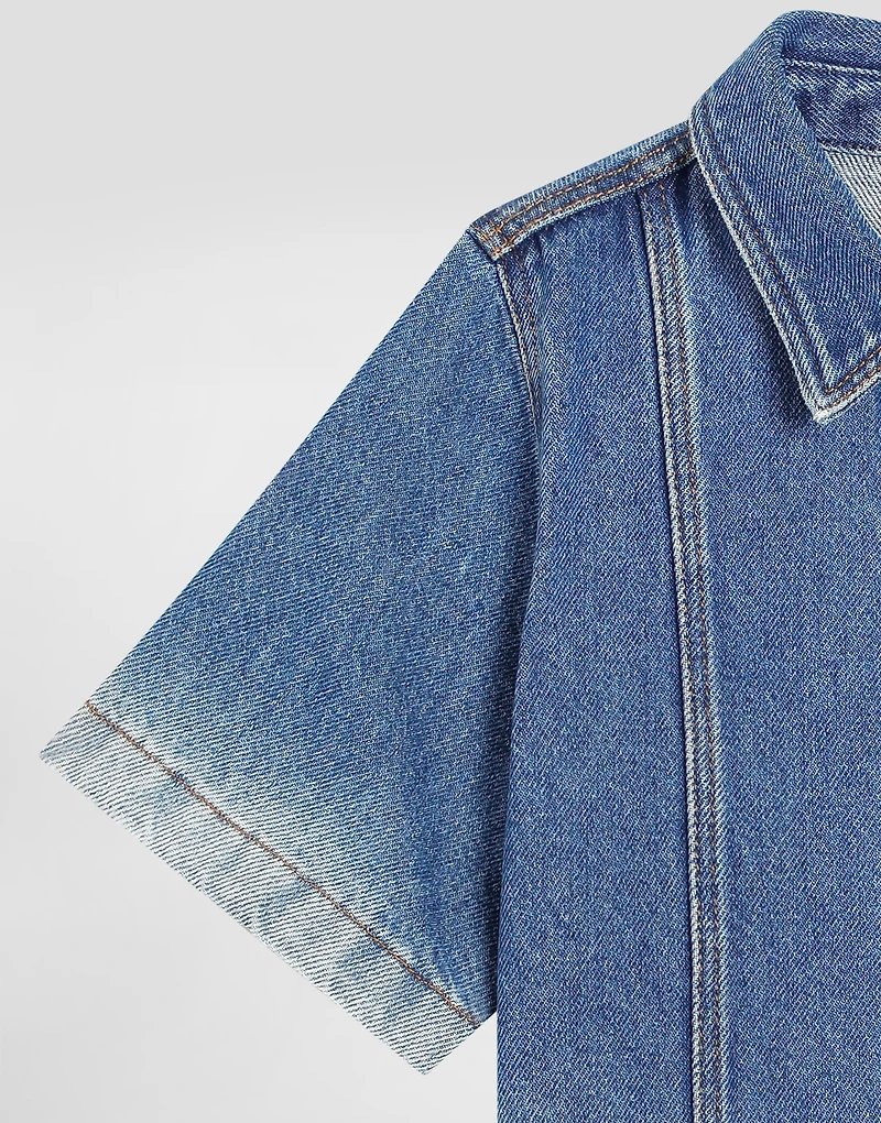 Short-sleeved denim shirt