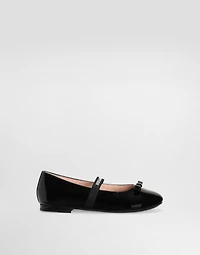 Patent leather ballet flats with elastic