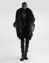 Short dress with lace