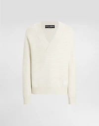 Wool V-neck sweater with DG embroidery